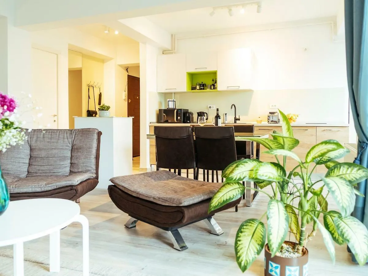 Bright And Spacious Central Apartment- Piata Amzei Bucharest 0*,