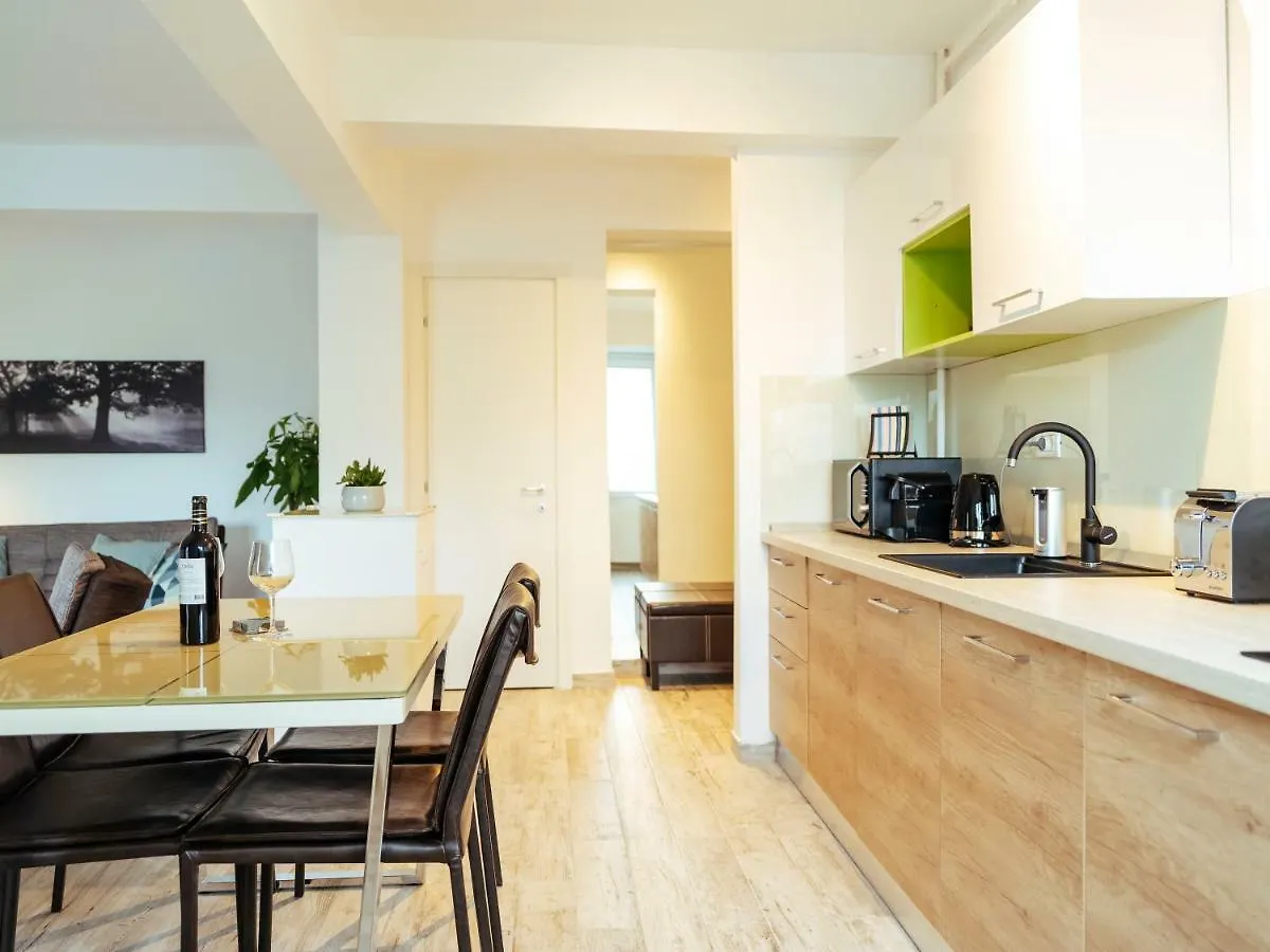Bright And Spacious Central Apartment- Piata Amzei Bucharest Apartment