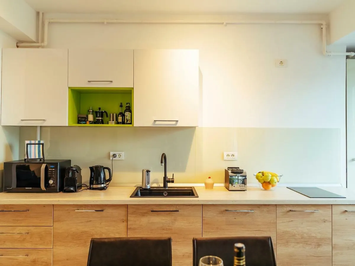 Bright And Spacious Central Apartment- Piata Amzei Bucharest 0*,  Romania