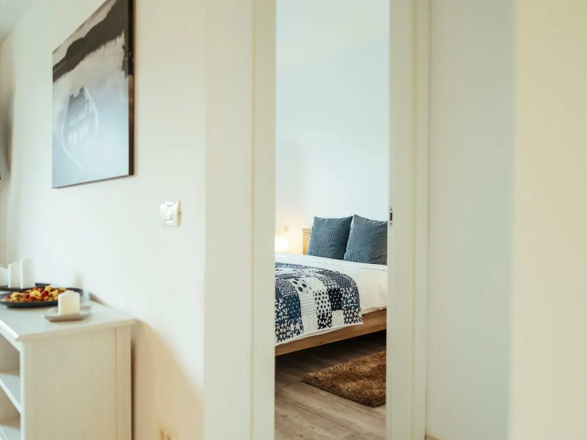 Bright And Spacious Central Apartment- Piata Amzei Bucharest 0*,  Romania